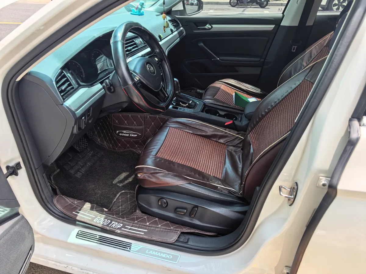 2019 Volkswagen Passat 1.4T 150HP L4 7DCT,autocango,china used car exporter,china ev exporter,chinese used car exporter,chinese used ev exporter