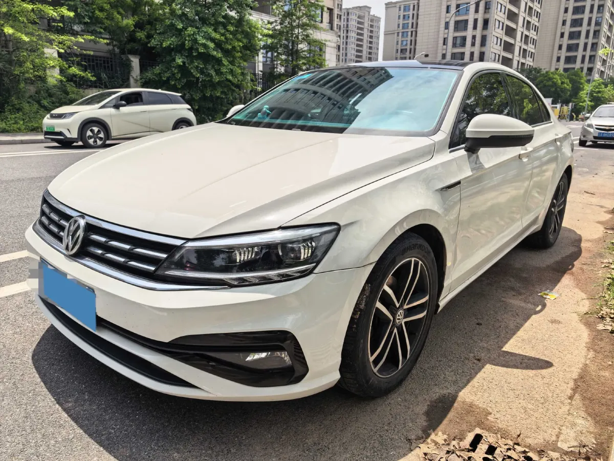 2019 Volkswagen Passat 1.4T 150HP L4 7DCT,autocango,china used car exporter,china ev exporter,chinese used car exporter,chinese used ev exporter