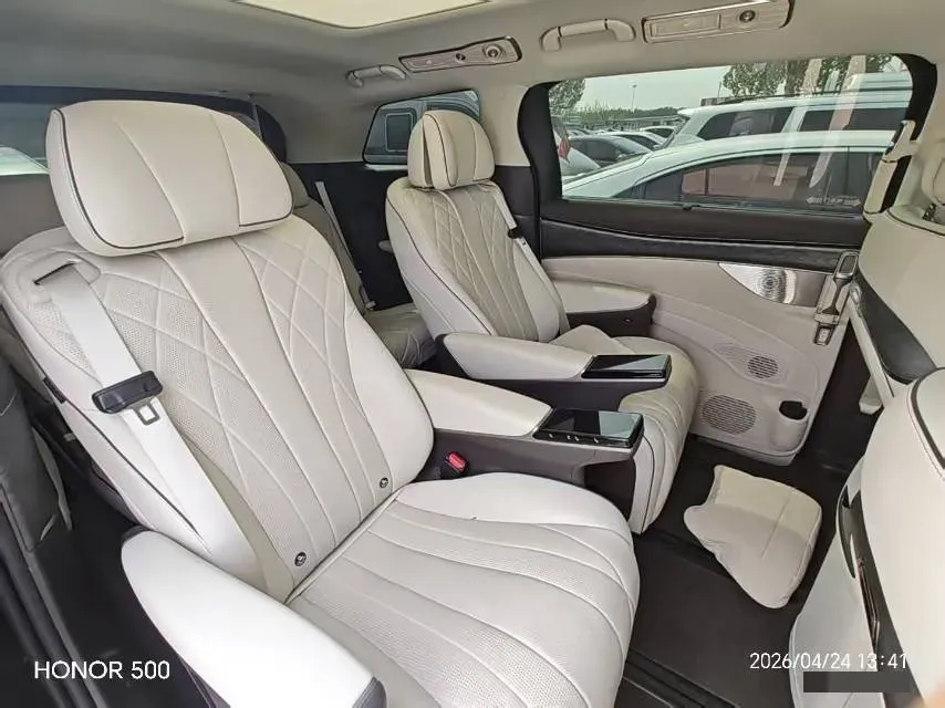 2024 Denza D9 1.5T 139HP L4 E-CVT PHEV 40KWH,autocango,china used car exporter,china ev exporter,chinese used car exporter,chinese used ev exporter