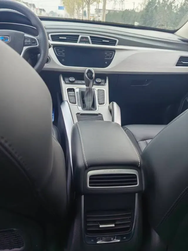 2018 Geely Azkarra 1.8T 184HP L4 6AT,autocango,china used car exporter,china ev exporter,chinese used car exporter,chinese used ev exporter