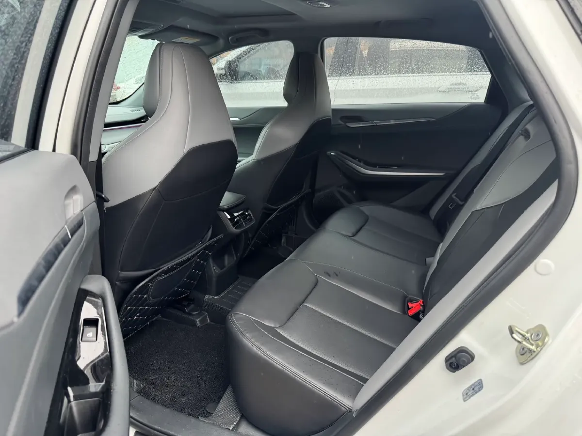 2023 ChangAn Raeton Plus 1.5T 188HP L4 7DCT,autocango,china used car exporter,china ev exporter,chinese used car exporter,chinese used ev exporter