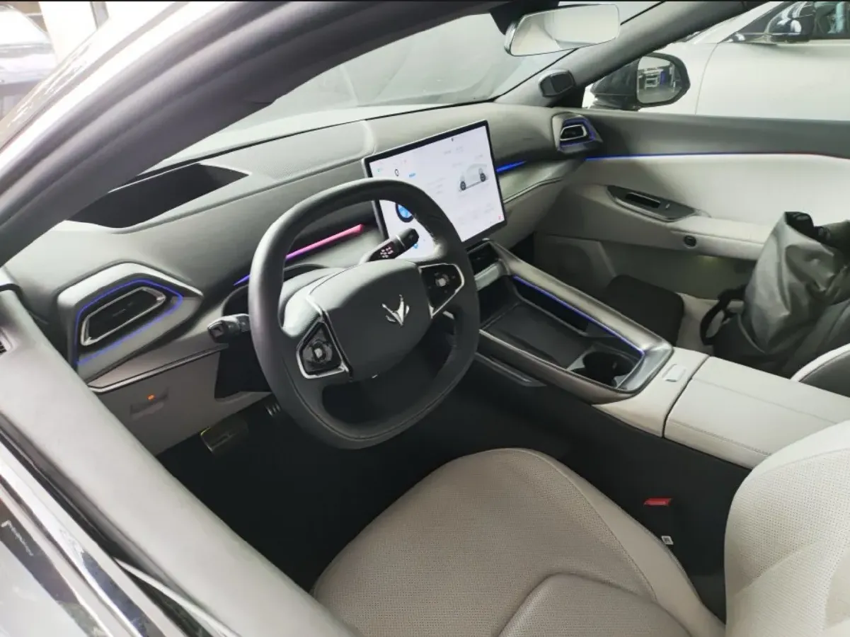 2024 ARCFOX αT5 BEV 79.2KWH,autocango,china used car exporter,china ev exporter,chinese used car exporter,chinese used ev exporter