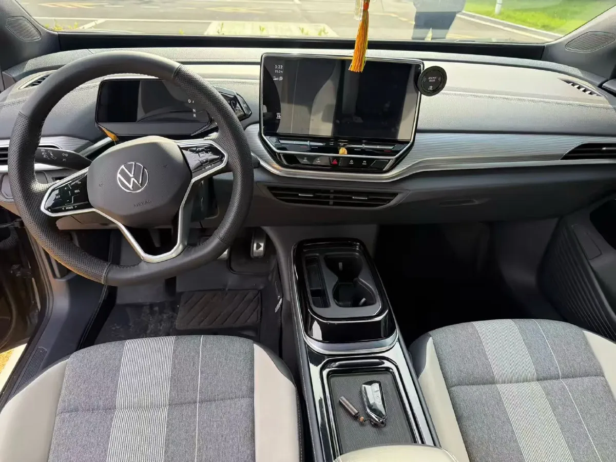 2022 Chevrolet Menlo BEV 61.1KWH,autocango,china used car exporter,china ev exporter,chinese used car exporter,chinese used ev exporter