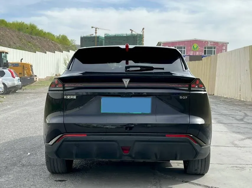 2025 Deepal S07 BEV 68.82KWH,autocango,china used car exporter,china ev exporter,chinese used car exporter,chinese used ev exporter