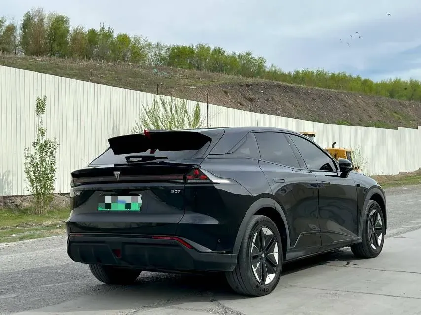 2025 Deepal S07 BEV 68.82KWH,autocango,china used car exporter,china ev exporter,chinese used car exporter,chinese used ev exporter