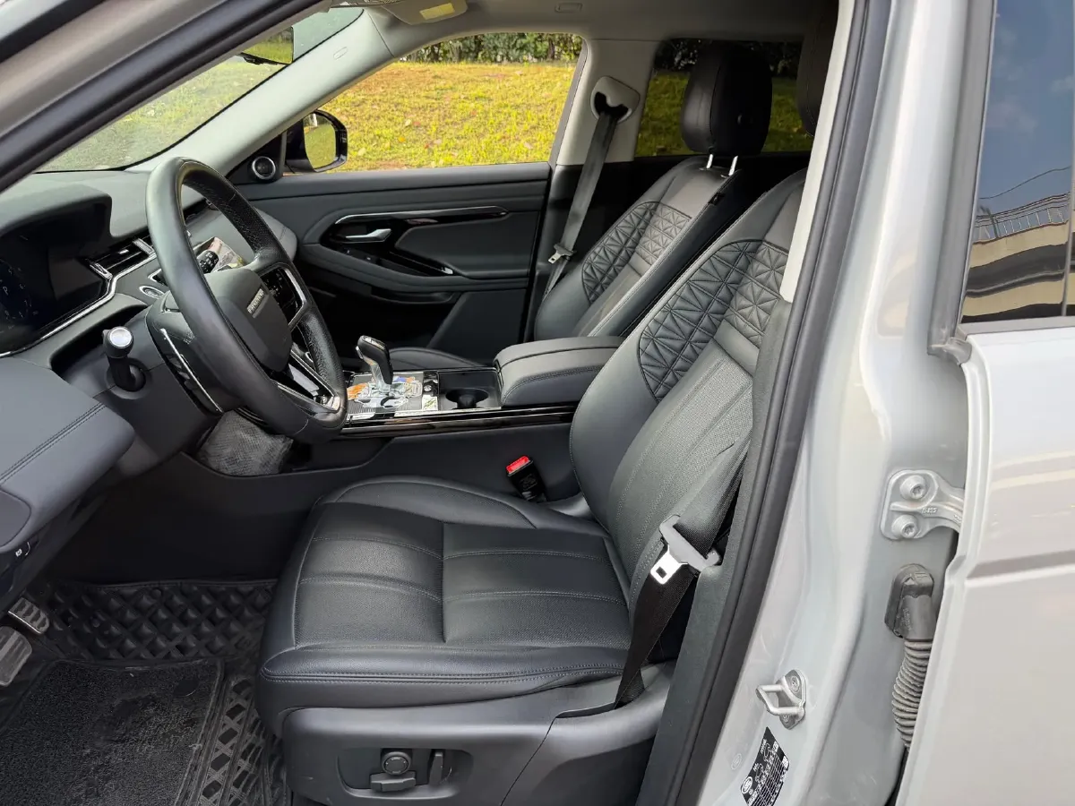 2023 Land Rover Range Rover Evoque 2.0T 249HP L4 9AT,autocango,china used car exporter,china ev exporter,chinese used car exporter,chinese used ev exporter