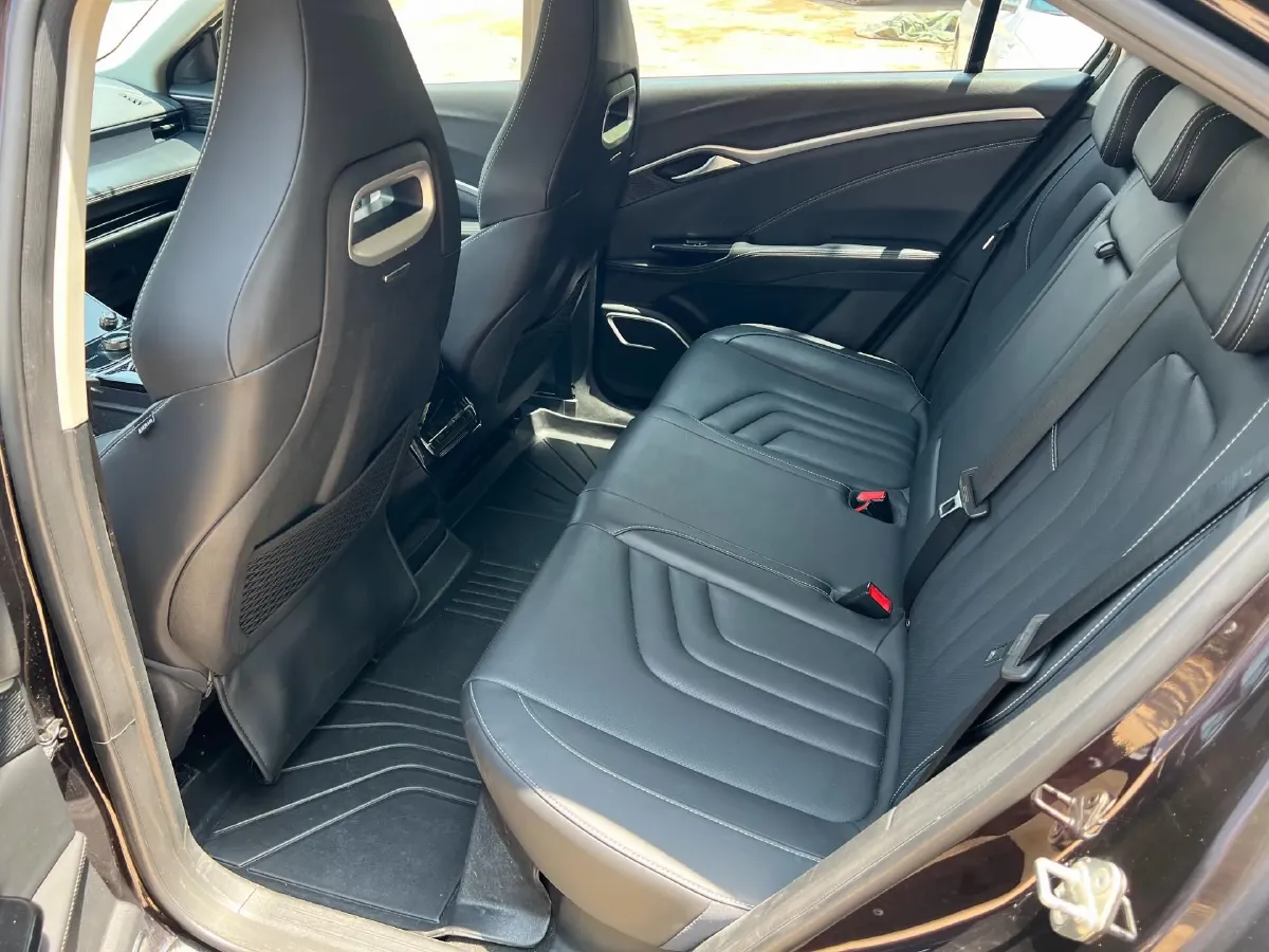 2022 MAXUS D60 1.5T 169HP L4 7DCT,autocango,china used car exporter,china ev exporter,chinese used car exporter,chinese used ev exporter