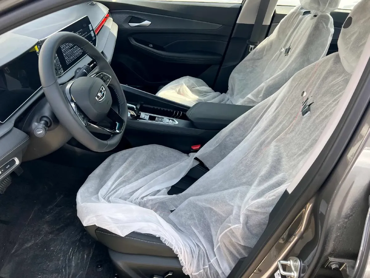 2024 Geely Binray 1.5T 181HP L4 7DCT,autocango,china used car exporter,china ev exporter,chinese used car exporter,chinese used ev exporter