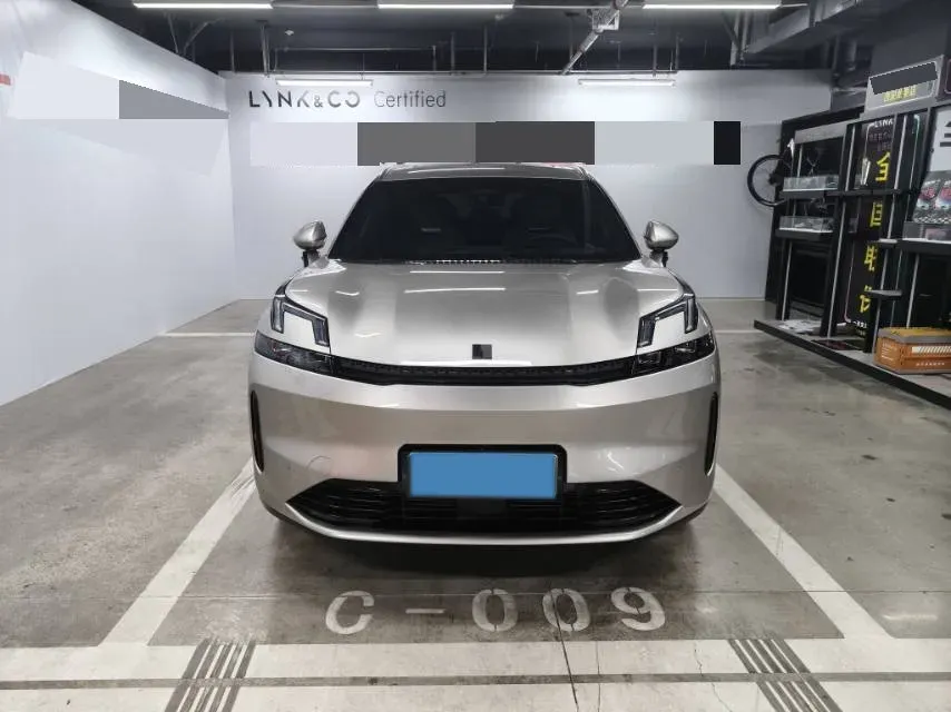 2025 LYNK&CO 08 EM-P 1.5T 163HP L4 3DHT PHEV 21.2KWH,autocango,china used car exporter,china ev exporter,chinese used car exporter,chinese used ev exporter