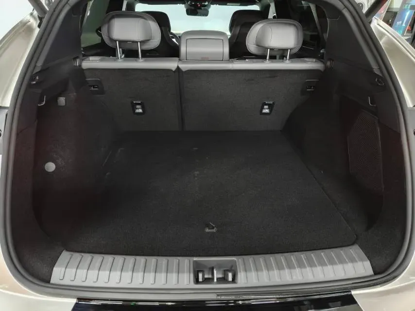 2025 LYNK&CO 08 EM-P 1.5T 163HP L4 3DHT PHEV 21.2KWH,autocango,china used car exporter,china ev exporter,chinese used car exporter,chinese used ev exporter