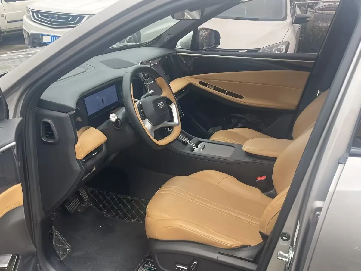 2024 Geely Galaxy L7 1.5T 163HP L4 3DHT PHEV 18.7KWH,autocango,china used car exporter,china ev exporter,chinese used car exporter,chinese used ev exporter