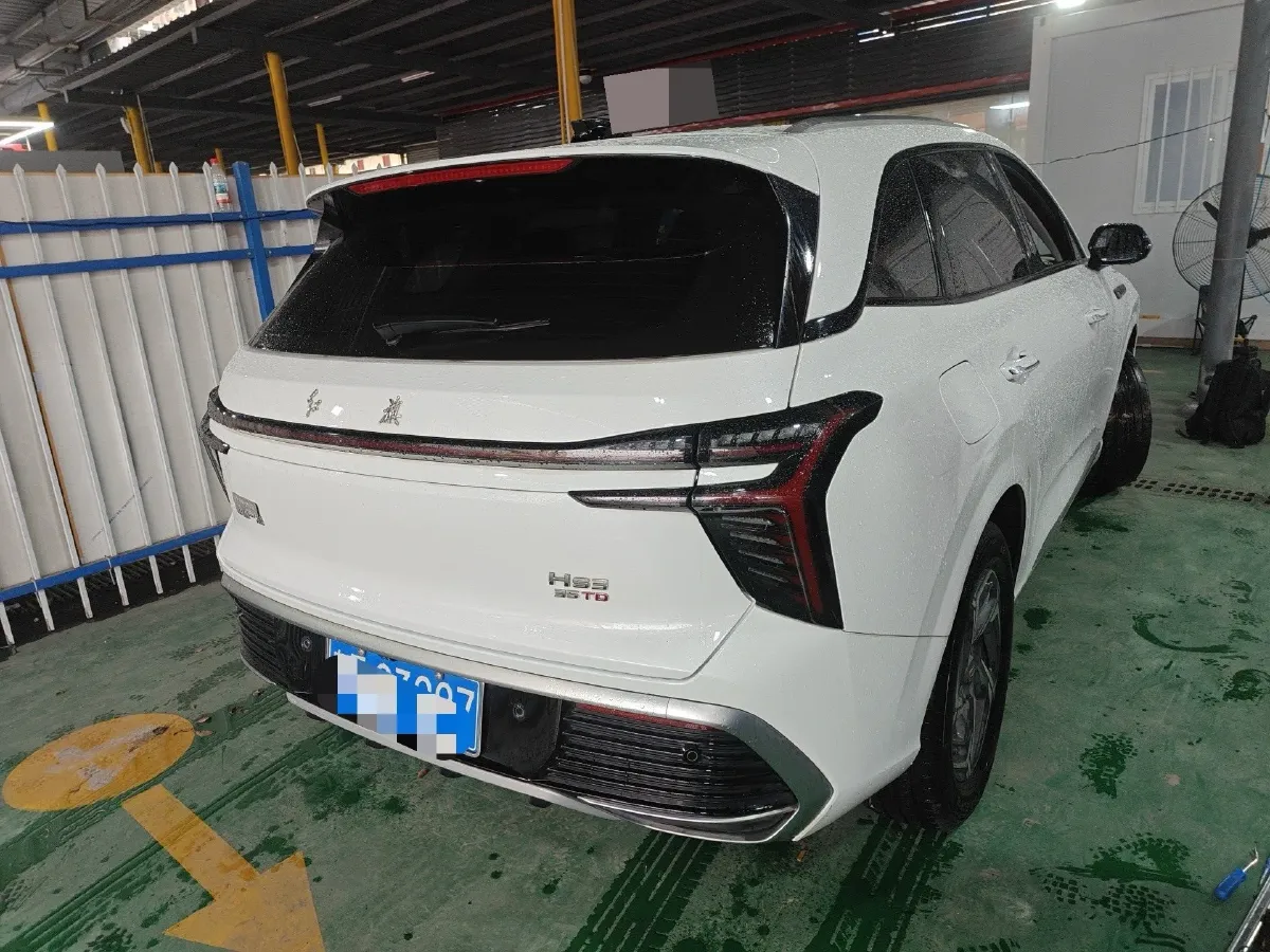 2023 HongQi HS3 1.5T 169HP L4 7DCT,autocango,china used car exporter,china ev exporter,chinese used car exporter,chinese used ev exporter