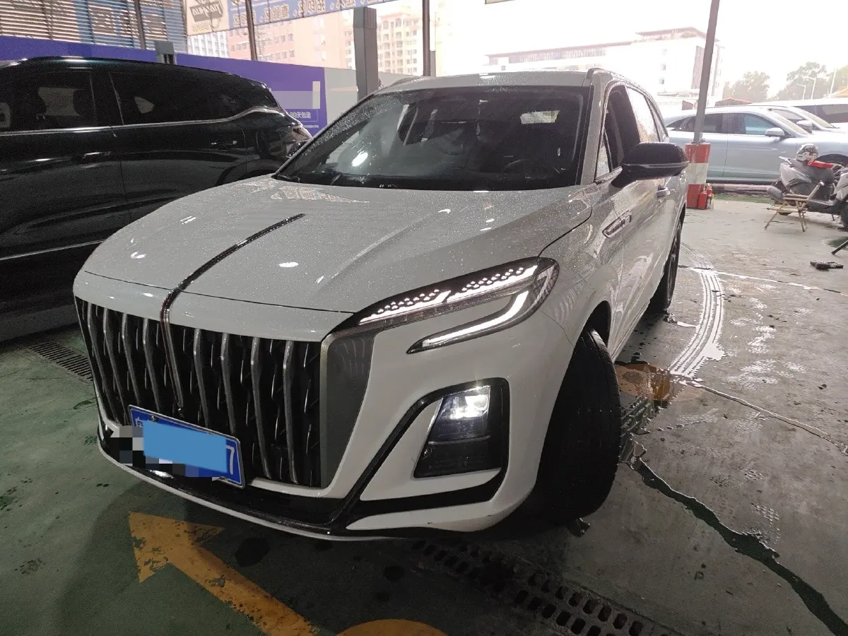 2023 HongQi HS3 1.5T 169HP L4 7DCT,autocango,china used car exporter,china ev exporter,chinese used car exporter,chinese used ev exporter