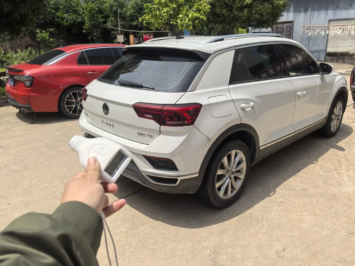 2021 Volkswagen T-Roc 1.4T 150HP L4 7DCT,autocango,china used car exporter,china ev exporter,chinese used car exporter,chinese used ev exporter