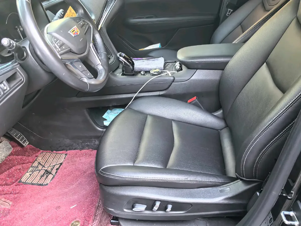 2023 Cadillac XT5 2.0T 237HP L4 9AT,autocango,china used car exporter,china ev exporter,chinese used car exporter,chinese used ev exporter