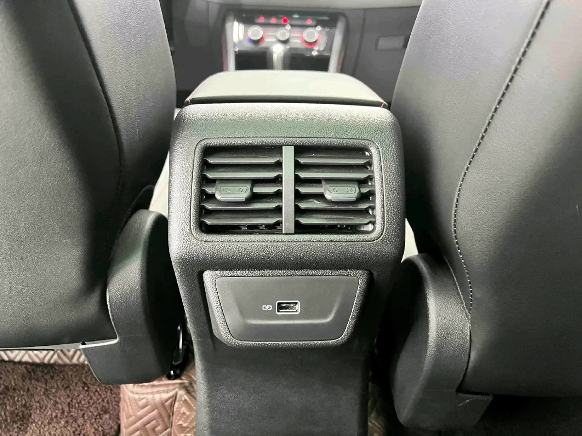 2023 Jetta VS7 1.4T 150HP L4 6AT,autocango,china used car exporter,china ev exporter,chinese used car exporter,chinese used ev exporter