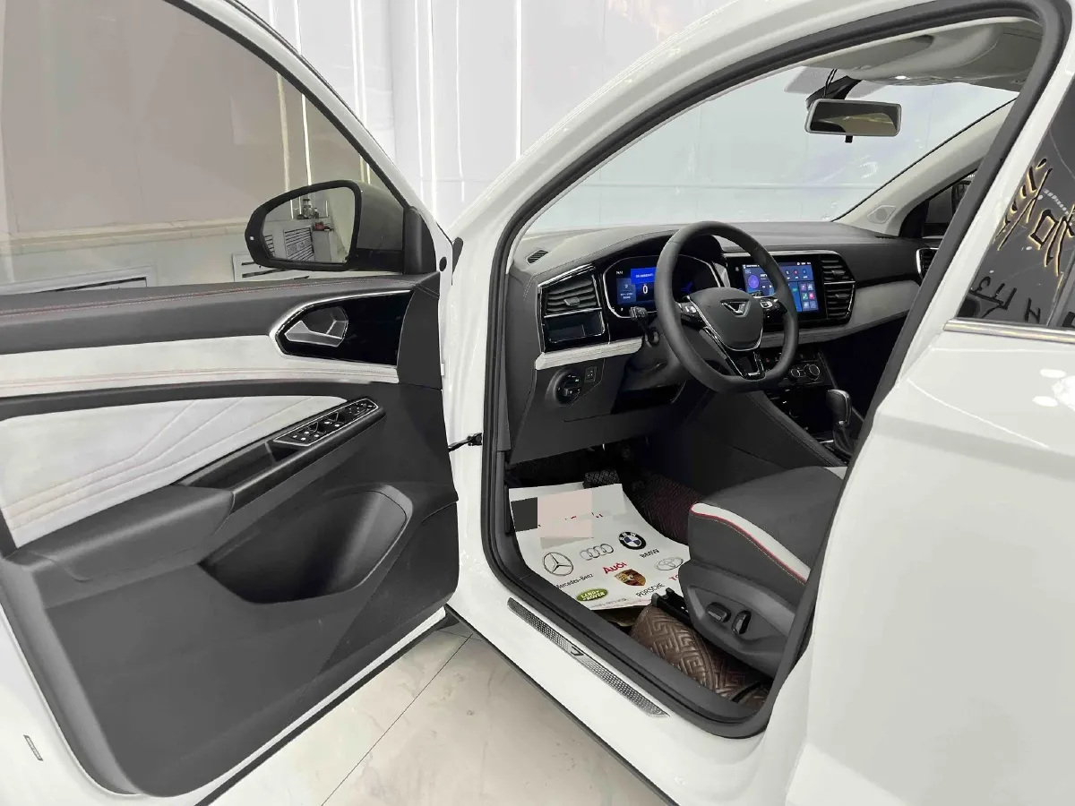 2023 Jetta VS7 1.4T 150HP L4 6AT,autocango,china used car exporter,china ev exporter,chinese used car exporter,chinese used ev exporter