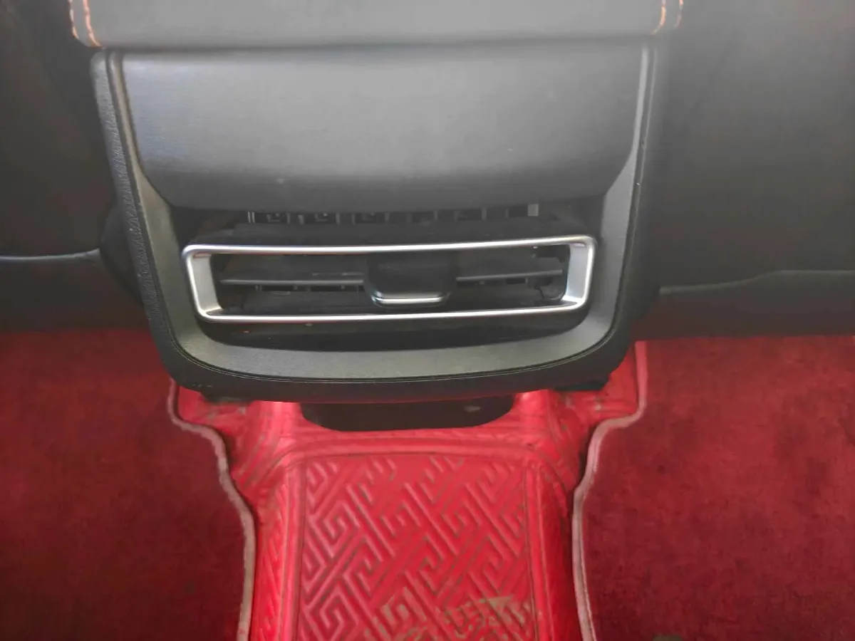 2022 ChangAn UNI-T 1.5T 188HP L4 7DCT,autocango,china used car exporter,china ev exporter,chinese used car exporter,chinese used ev exporter