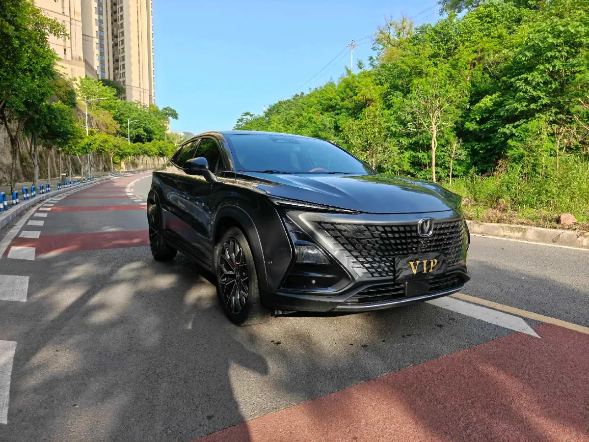 2022 ChangAn UNI-T 1.5T 188HP L4 7DCT,autocango,china used car exporter,china ev exporter,chinese used car exporter,chinese used ev exporter