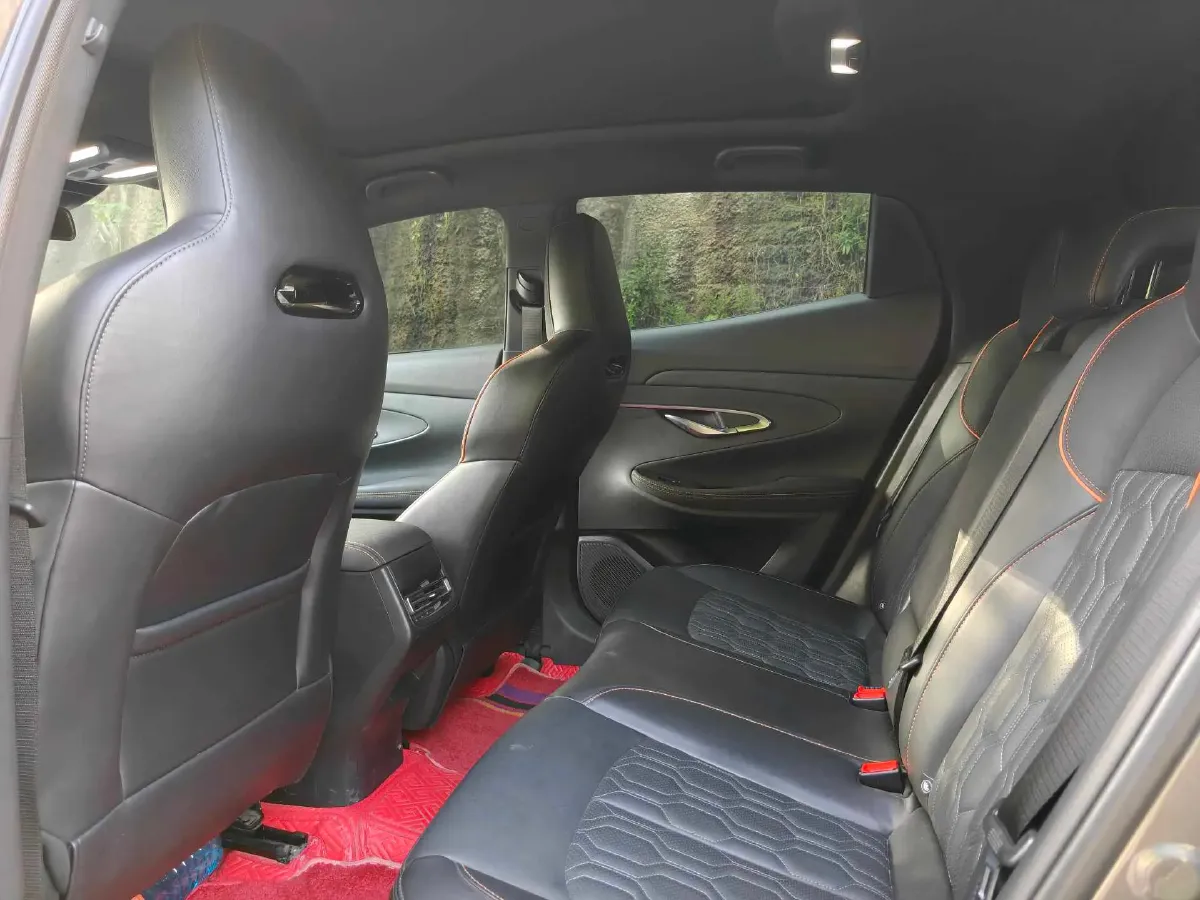 2022 ChangAn UNI-T 1.5T 188HP L4 7DCT,autocango,china used car exporter,china ev exporter,chinese used car exporter,chinese used ev exporter