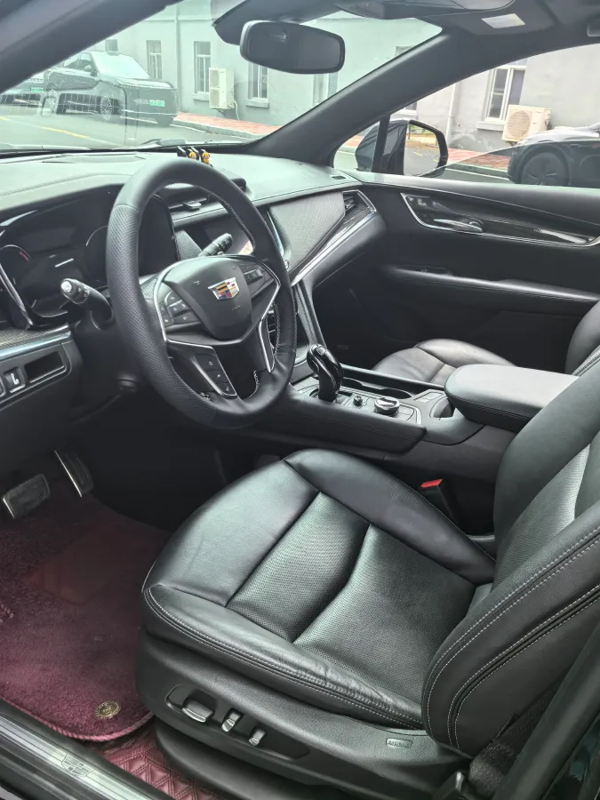 2024 Cadillac XT5 2.0T 237HP L4 9AT,autocango,china used car exporter,china ev exporter,chinese used car exporter,chinese used ev exporter