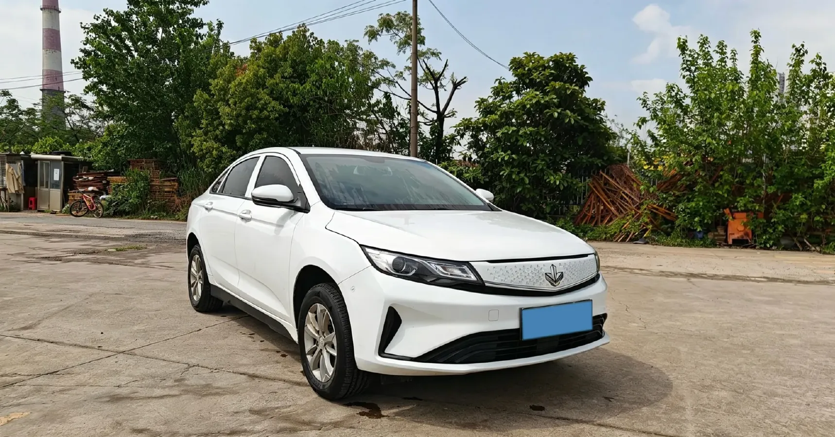 2022 Livan Maple 60s BEV 51.8KWH,autocango,china used car exporter,china ev exporter,chinese used car exporter,chinese used ev exporter