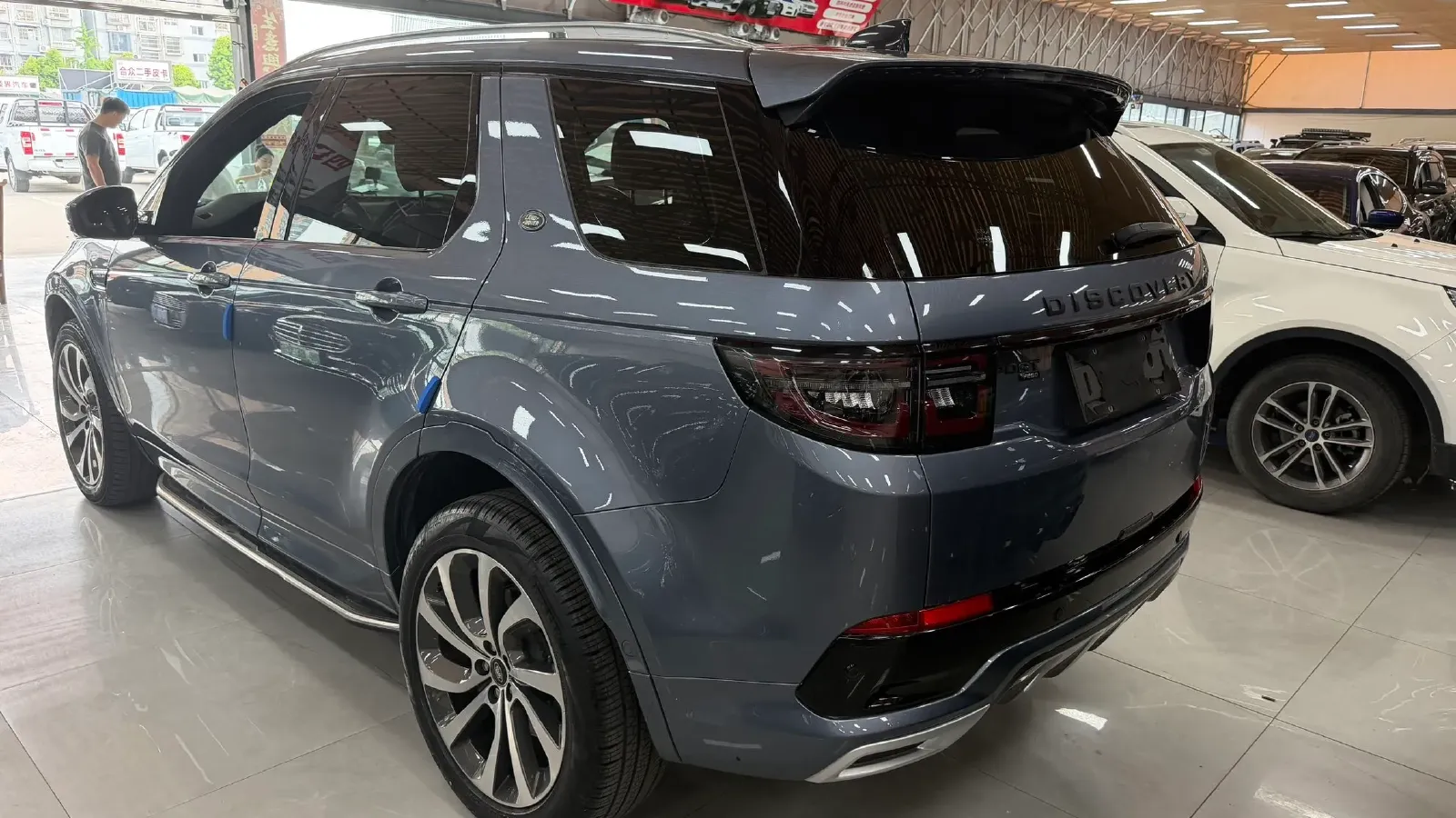 2023 Land Rover Discovery Sport 2.0T 249HP L4 9AT,autocango,china used car exporter,china ev exporter,chinese used car exporter,chinese used ev exporter