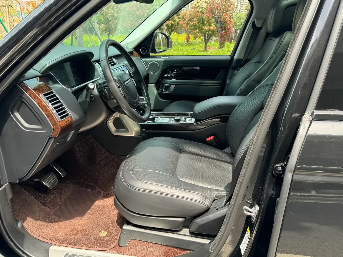 2020 Land Rover Range Rover 3.0T 400HP L6 8AT,autocango,china used car exporter,china ev exporter,chinese used car exporter,chinese used ev exporter