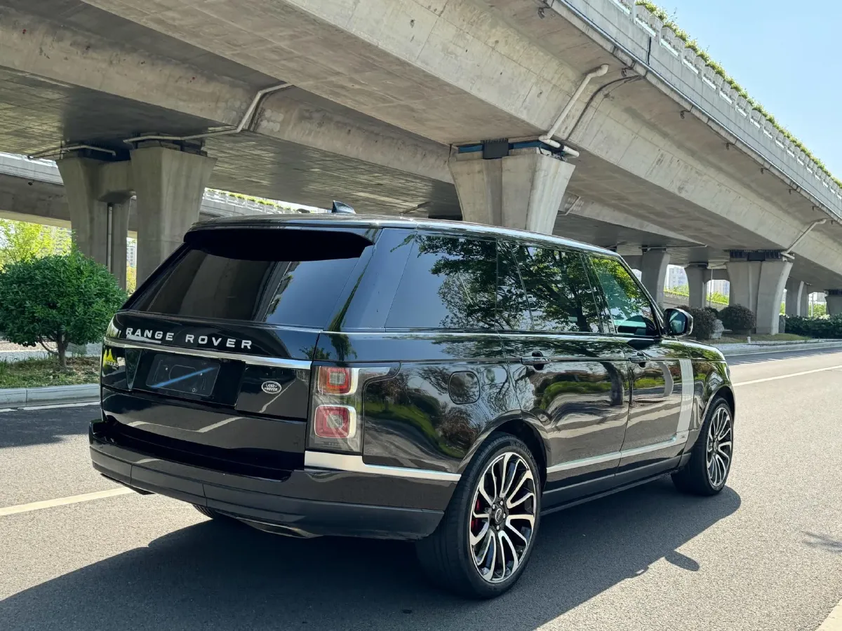 2020 Land Rover Range Rover 3.0T 400HP L6 8AT,autocango,china used car exporter,china ev exporter,chinese used car exporter,chinese used ev exporter