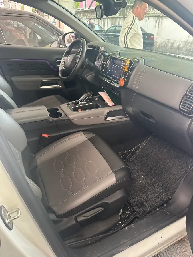 2019 Citroen C5 Aircross 1.6T 170HP L4 6AT,autocango,china used car exporter,china ev exporter,chinese used car exporter,chinese used ev exporter