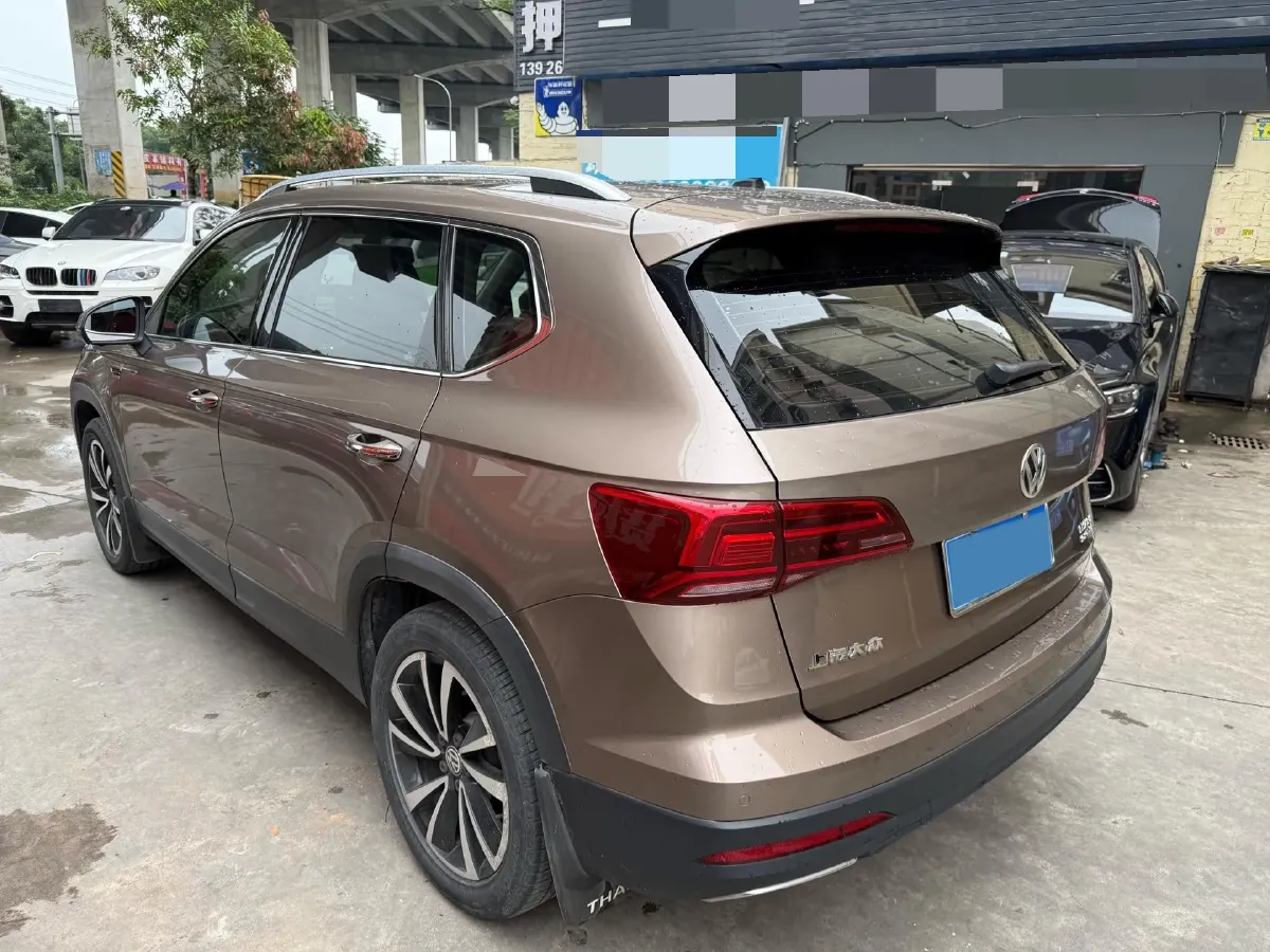 2019 MINI MINI 1.5T 102HP L3 7DCT,autocango,china used car exporter,china ev exporter,chinese used car exporter,chinese used ev exporter