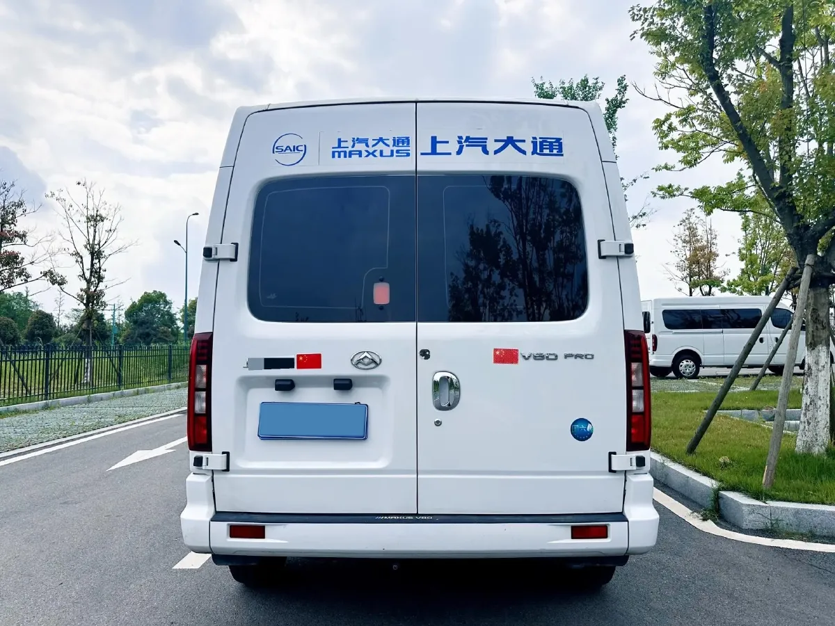 2025 MAXUS XinTu V80 2.0T 147HP L4 6MT,autocango,china used car exporter,china ev exporter,chinese used car exporter,chinese used ev exporter