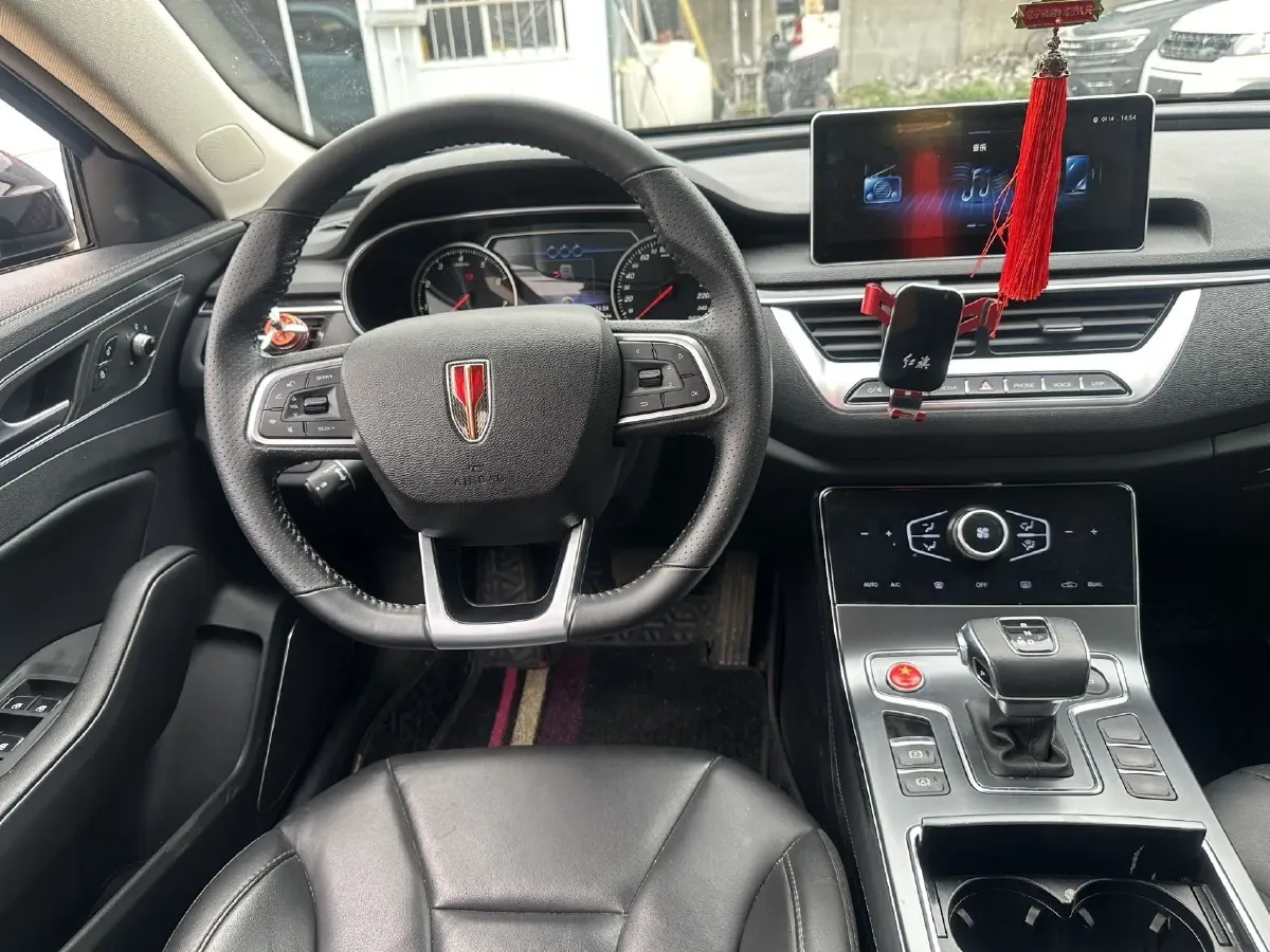 2022 HongQi H5 1.5T 169HP L4 7DCT,autocango,china used car exporter,china ev exporter,chinese used car exporter,chinese used ev exporter