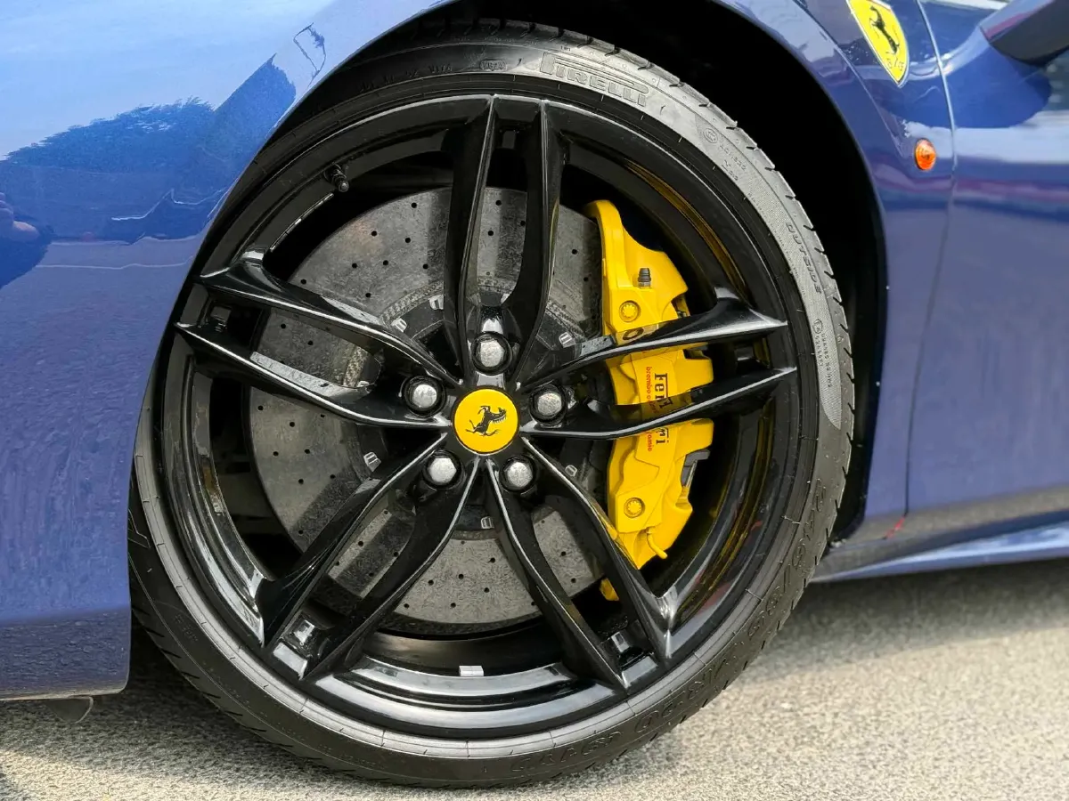 2015 Ferrari 488 3.9T 670HP V8 7DCT,autocango,china used car exporter,china ev exporter,chinese used car exporter,chinese used ev exporter