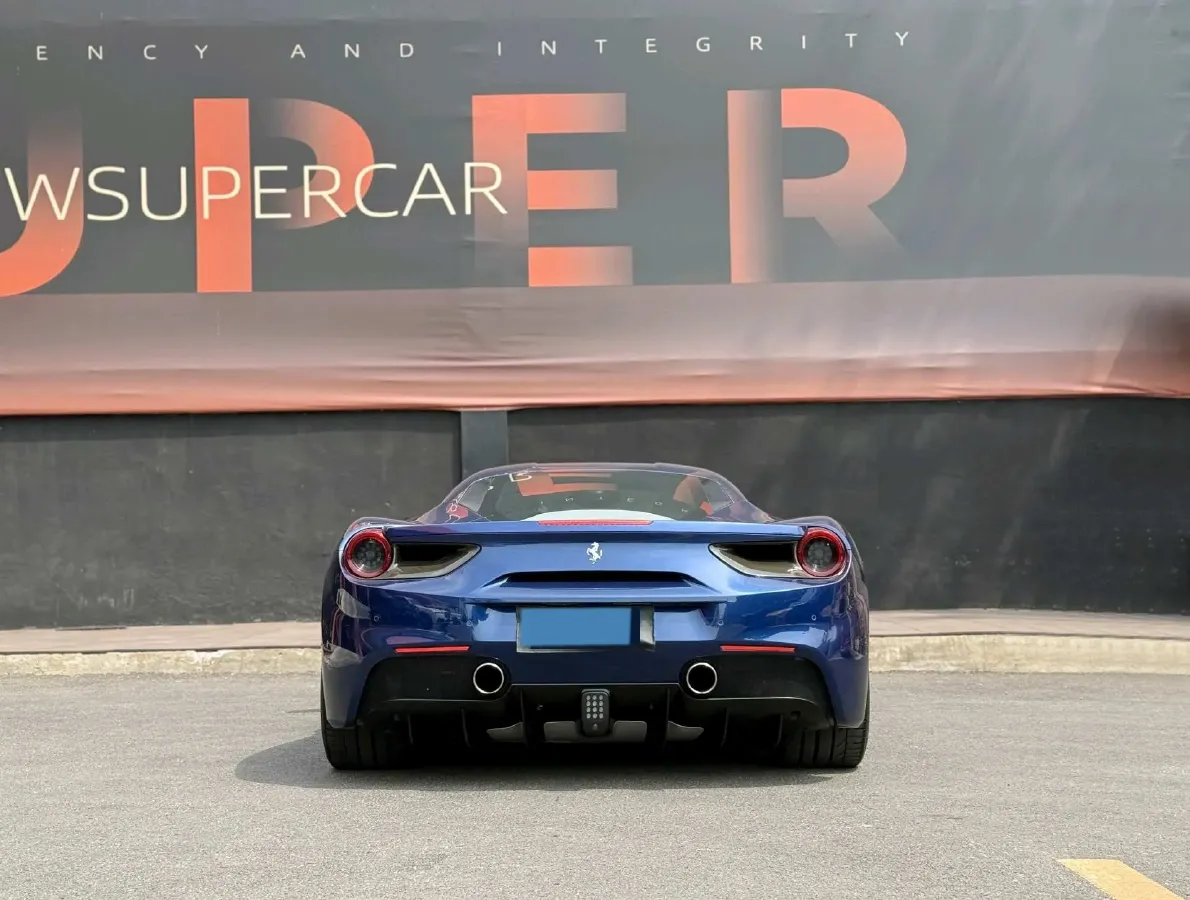 2015 Ferrari 488 3.9T 670HP V8 7DCT,autocango,china used car exporter,china ev exporter,chinese used car exporter,chinese used ev exporter