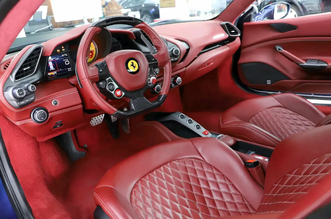 2015 Ferrari 488 3.9T 670HP V8 7DCT,autocango,china used car exporter,china ev exporter,chinese used car exporter,chinese used ev exporter