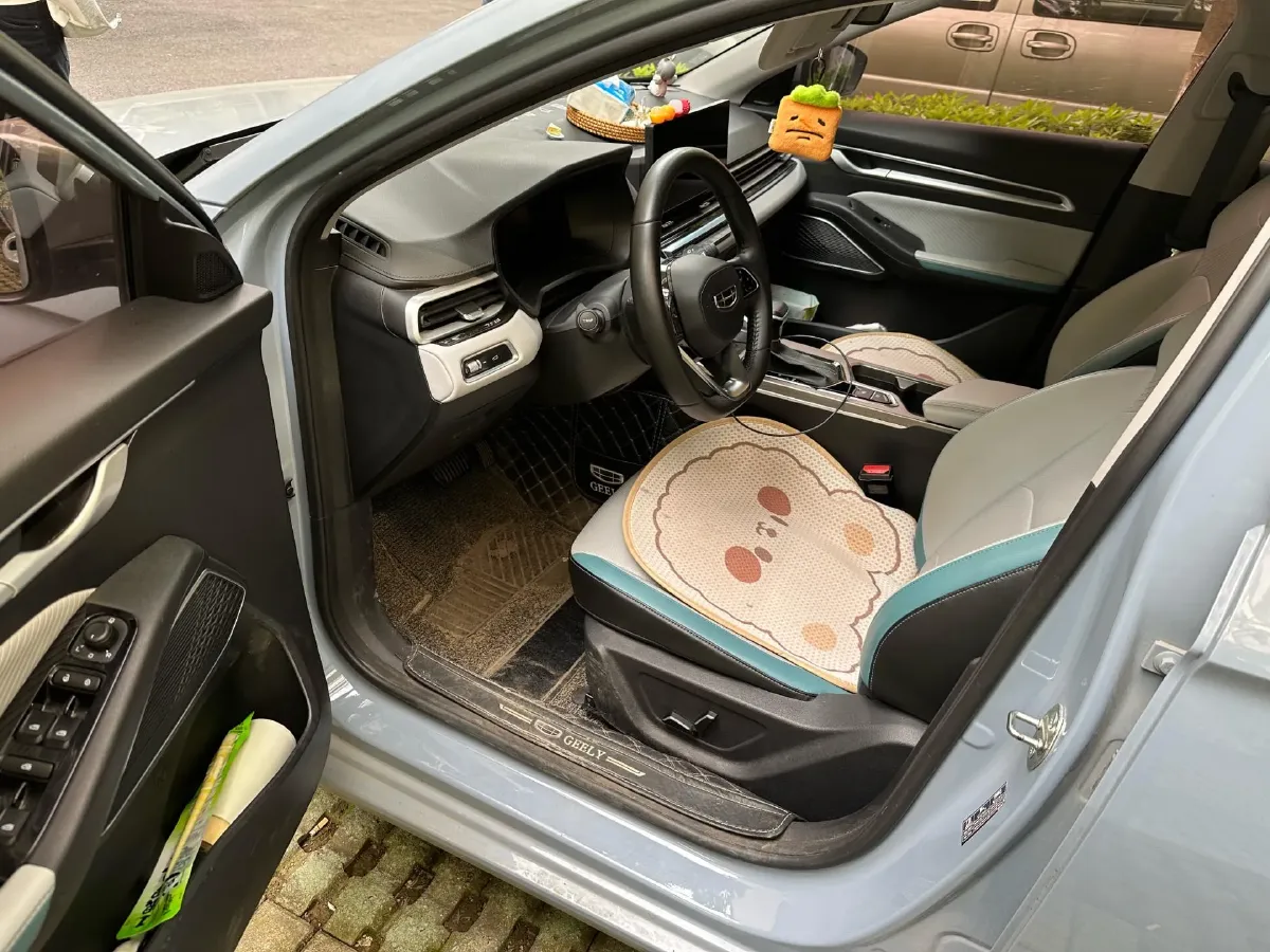 2023 Geely Emgrand 1.5L 127HP L4 CVT,autocango,china used car exporter,china ev exporter,chinese used car exporter,chinese used ev exporter