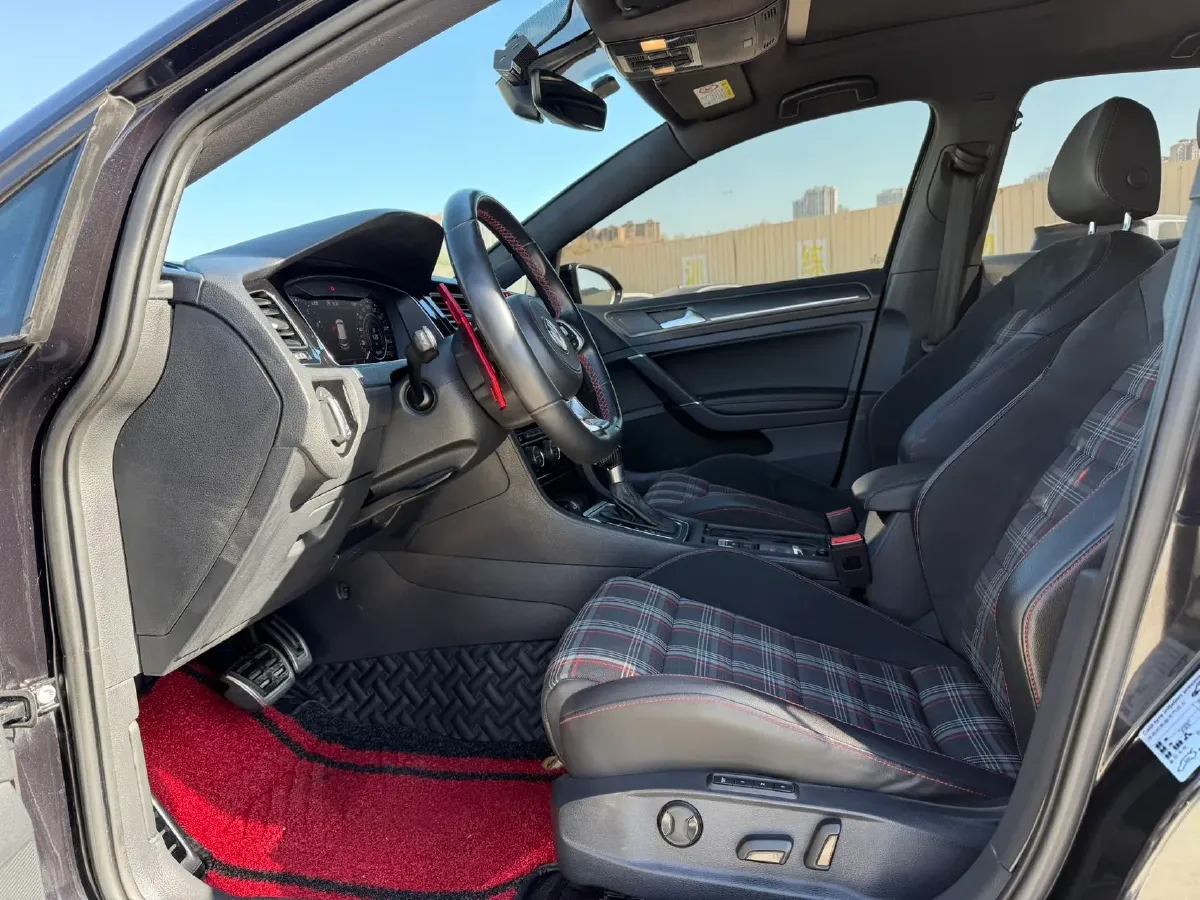 2019 Buick EnvisionPlus 2.0T 260HP L4 9AT,autocango,china used car exporter,china ev exporter,chinese used car exporter,chinese used ev exporter