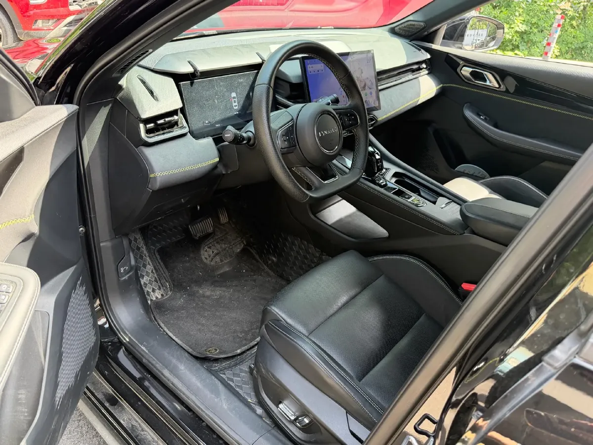 2023 LYNK&CO 03 2.0T 254HP L4 7DCT,autocango,china used car exporter,china ev exporter,chinese used car exporter,chinese used ev exporter