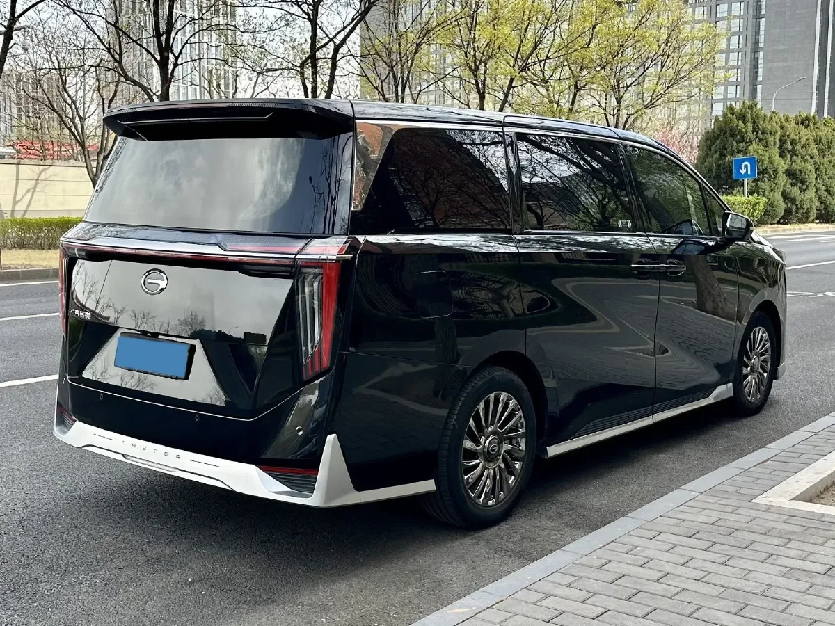 2023 GAC Trumpchi M8 2.0T 252HP L4 8AT,autocango,china used car exporter,china ev exporter,chinese used car exporter,chinese used ev exporter