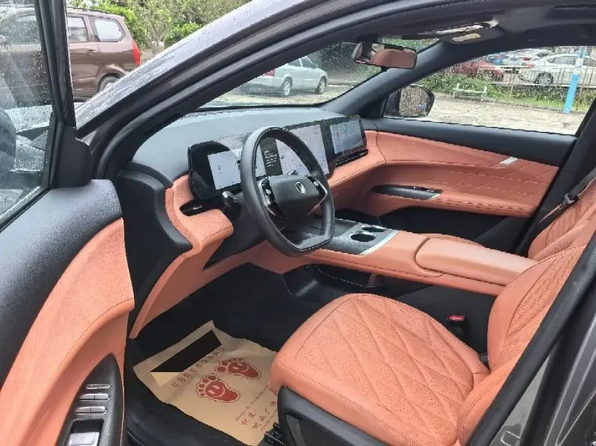 2025 ChangAn CS75 Plus 1.5T 192HP L4 8AT,autocango,china used car exporter,china ev exporter,chinese used car exporter,chinese used ev exporter