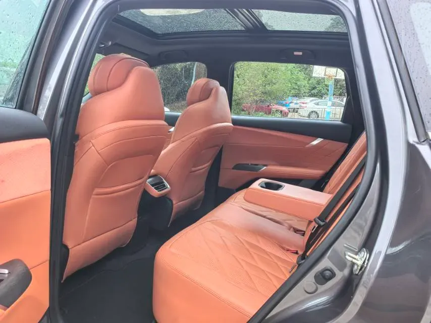 2025 ChangAn CS75 Plus 1.5T 192HP L4 8AT,autocango,china used car exporter,china ev exporter,chinese used car exporter,chinese used ev exporter