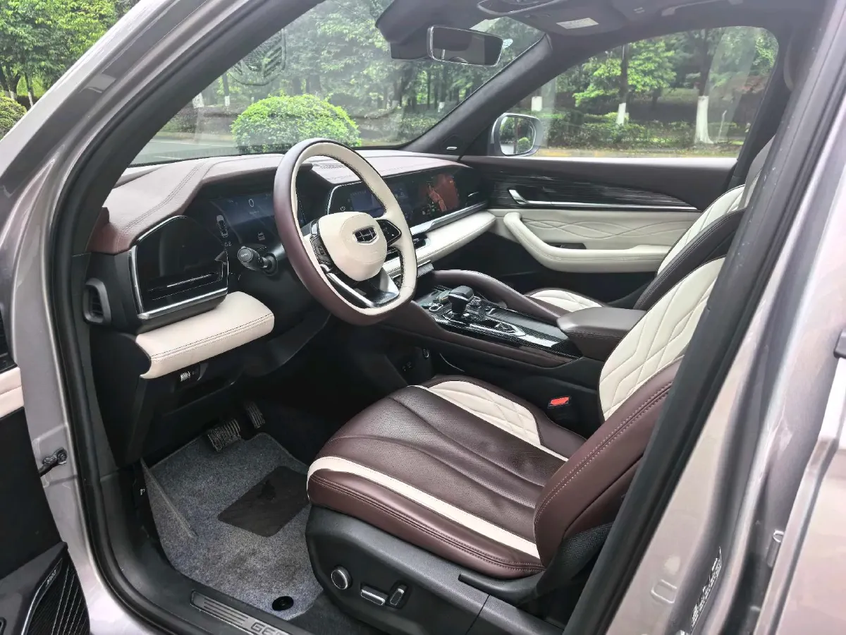 2021 Geely Monjaro 2.0T 218HP L4 7DCT,autocango,china used car exporter,china ev exporter,chinese used car exporter,chinese used ev exporter