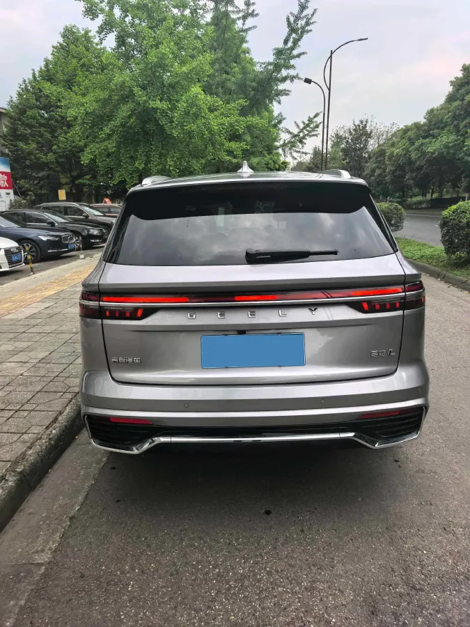 2021 Geely Monjaro 2.0T 218HP L4 7DCT,autocango,china used car exporter,china ev exporter,chinese used car exporter,chinese used ev exporter