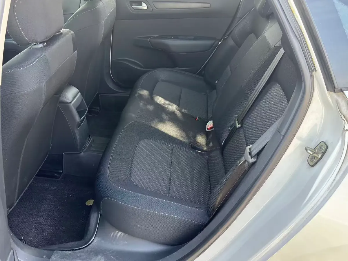 2018 Citroen C4 C-Quatre 1.6L 117HP L4 5MT,autocango,china used car exporter,china ev exporter,chinese used car exporter,chinese used ev exporter