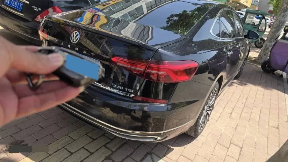 2019 Volvo V40 1.5T 152HP L4 6AT,autocango,china used car exporter,china ev exporter,chinese used car exporter,chinese used ev exporter