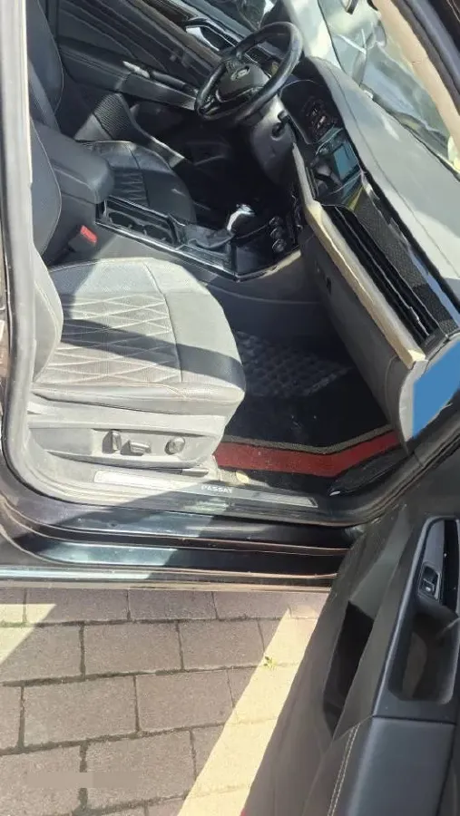 2019 Volvo V40 1.5T 152HP L4 6AT,autocango,china used car exporter,china ev exporter,chinese used car exporter,chinese used ev exporter