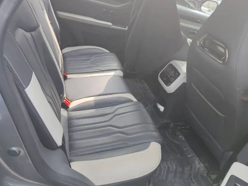 2024 Jetour ShanHai L6 1.5T 156HP L4 1DHT PHEV 19.43KWH,autocango,china used car exporter,china ev exporter,chinese used car exporter,chinese used ev exporter