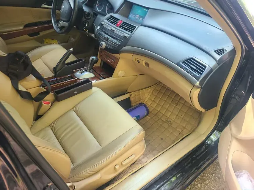 2012 Honda Accord 2.0L 156HP L4 5AT,autocango,china used car exporter,china ev exporter,chinese used car exporter,chinese used ev exporter