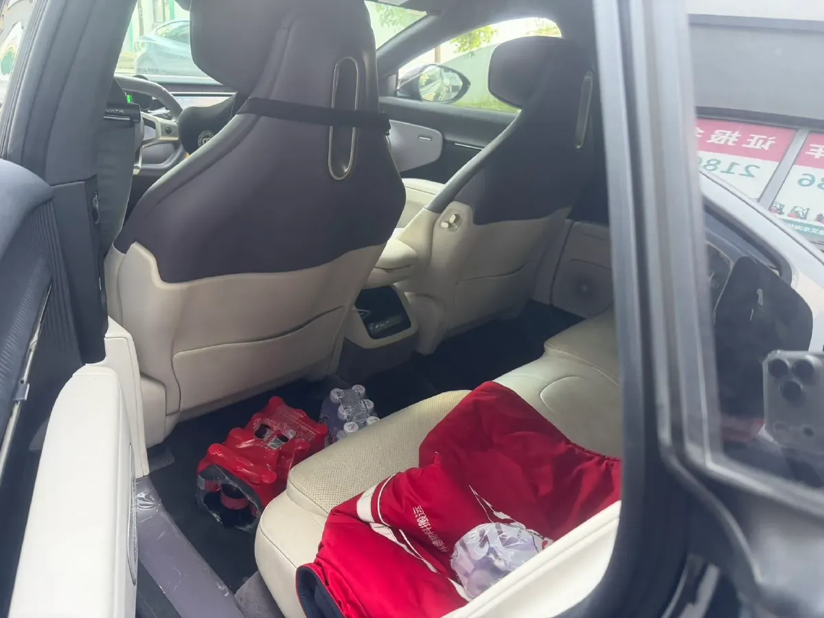 2024 Avatr 12 BEV 94.5KWH,autocango,china used car exporter,china ev exporter,chinese used car exporter,chinese used ev exporter